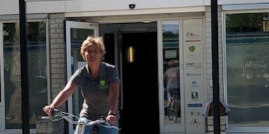 Ook onze collega’s zijn op de fiets. fysio amerongen, fysiotherapie Amerongen, fysiotherapeut Amerongen, fysio Veenendaal, fysiotherapie Veenendaal, fysiotherapeut Veenendaal, fysio duiven, fysiotherapie duiven , fysiotherapeut duiven, fietsen, positieve effecten, fysiotherapie, Rembrandt, Veenendaal, Duiven