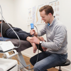 Shockwave therapie Rembrandt Fysiotherapie & Revalidatie Veenendaal Amerongen Duiven Rhenen Lienden