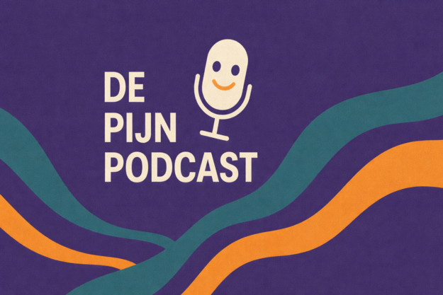 De Pijnpodcast banner Afbeelding met het logo van de Pijnpodcast